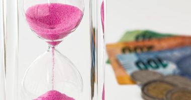 How to invest in tokenized gold safely? - Euro Media